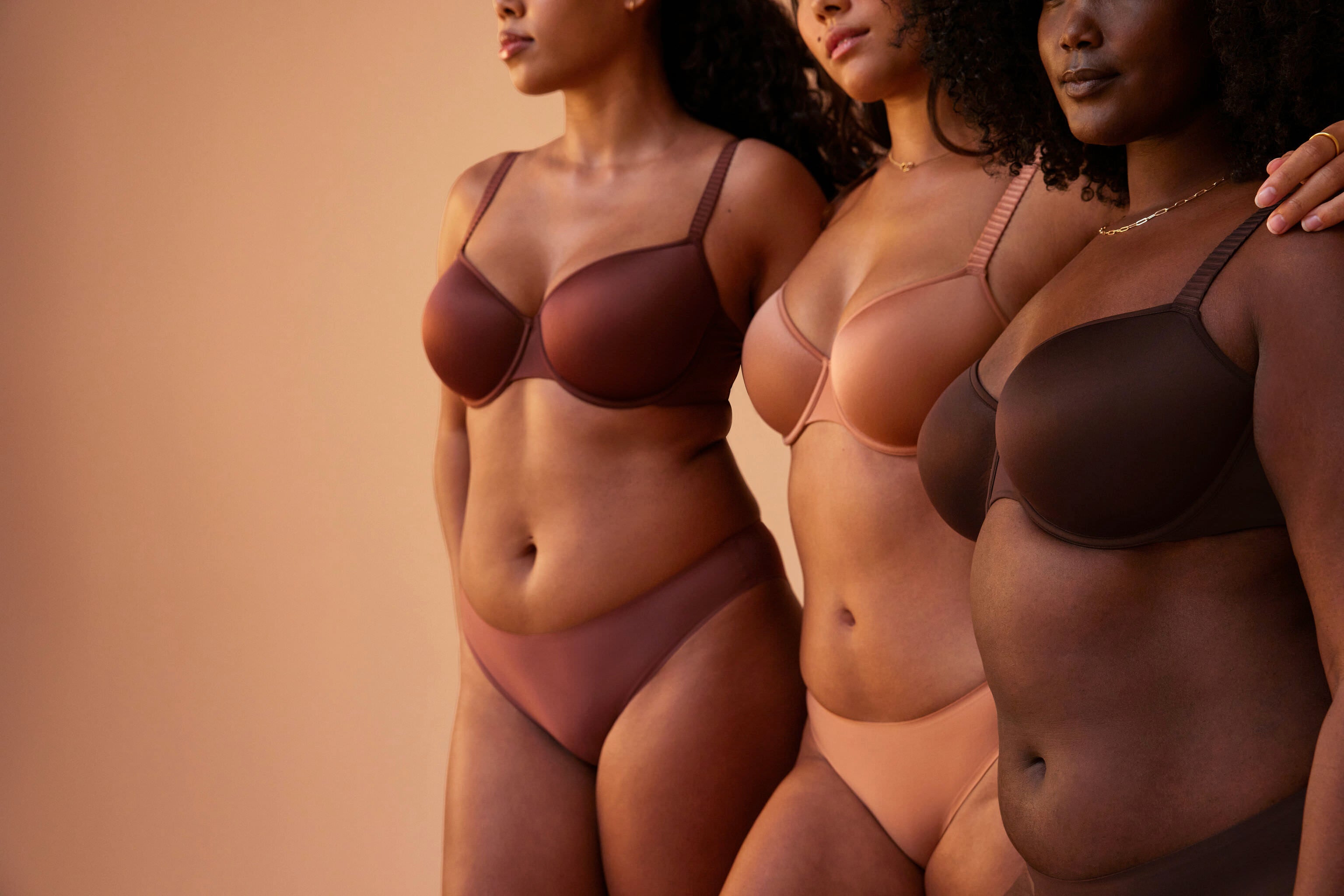 Demi Bra vs T-Shirt Bra: What Are The Differences? - Are Demi or T