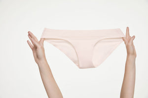 Benefits of Seamless Underwear & Why Every Woman Should Have Some