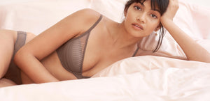 model wearing everyday lace plunge twilight ThirdLove