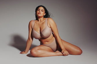How do I choose a bra for heavy breasts?