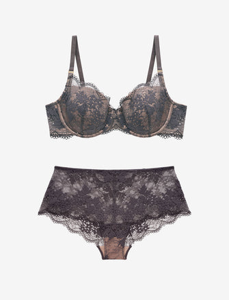 https://www.thirdlove.com/cdn/shop/files/All-Day-Lace-T-Shirt-Bra-_-All-Day-Lace-Cheeky--charcoal.jpg?v=1705622725&width=335