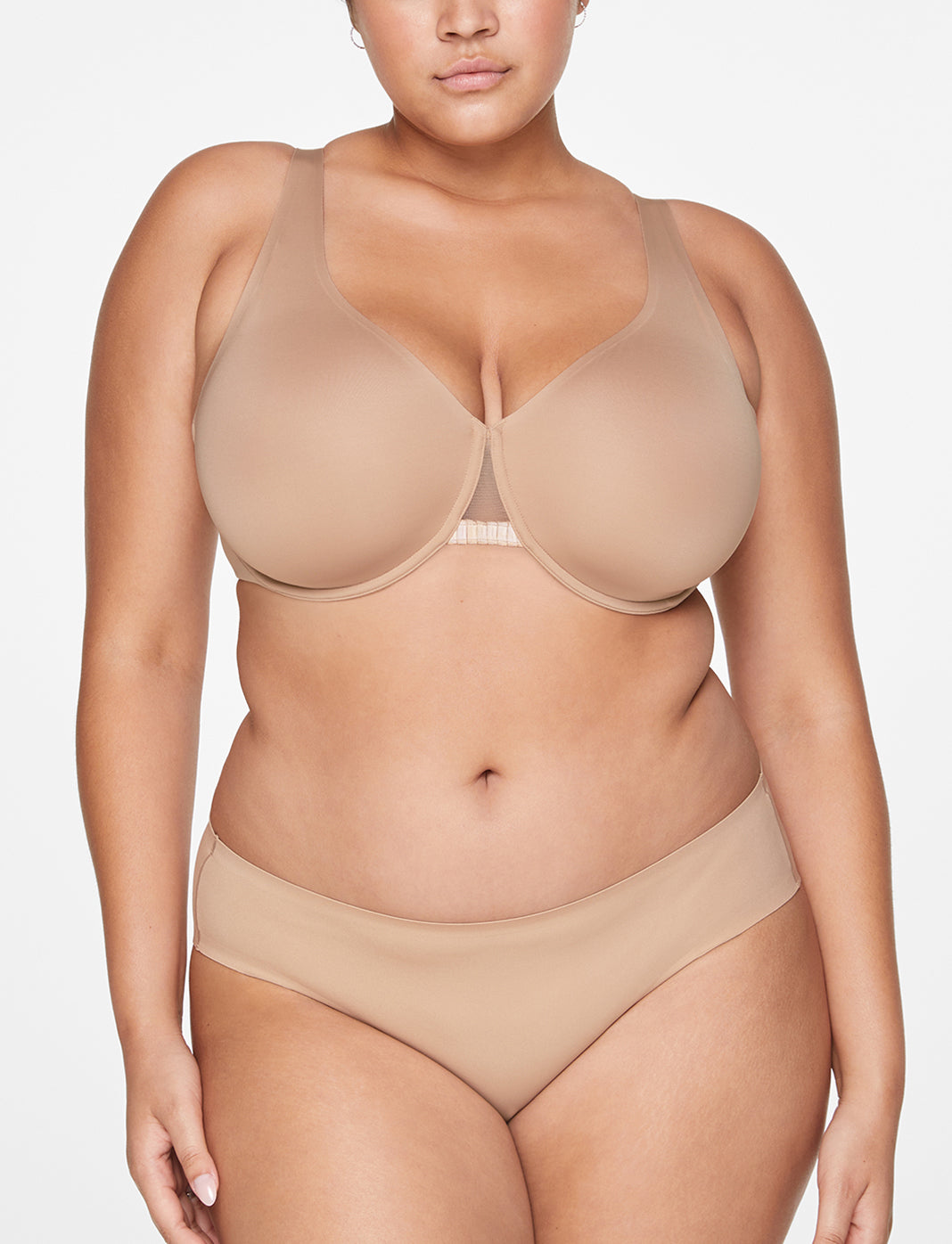 What is the Biggest Bra Size? Biggest Bra Cup Size in the World