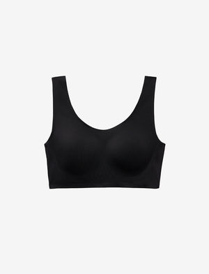 I'm loving this new Essentials Smoothing Comfort Wireless Bra! The  featherlight wire-free material delivers on comfort and gravity-defying…