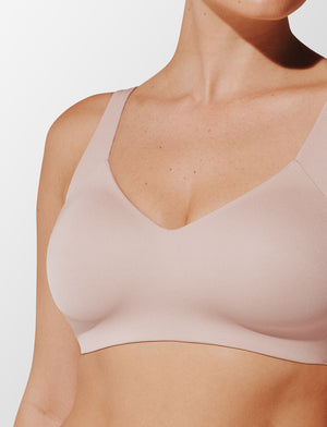 ComfortStretch Smoothing Wireless Bra
