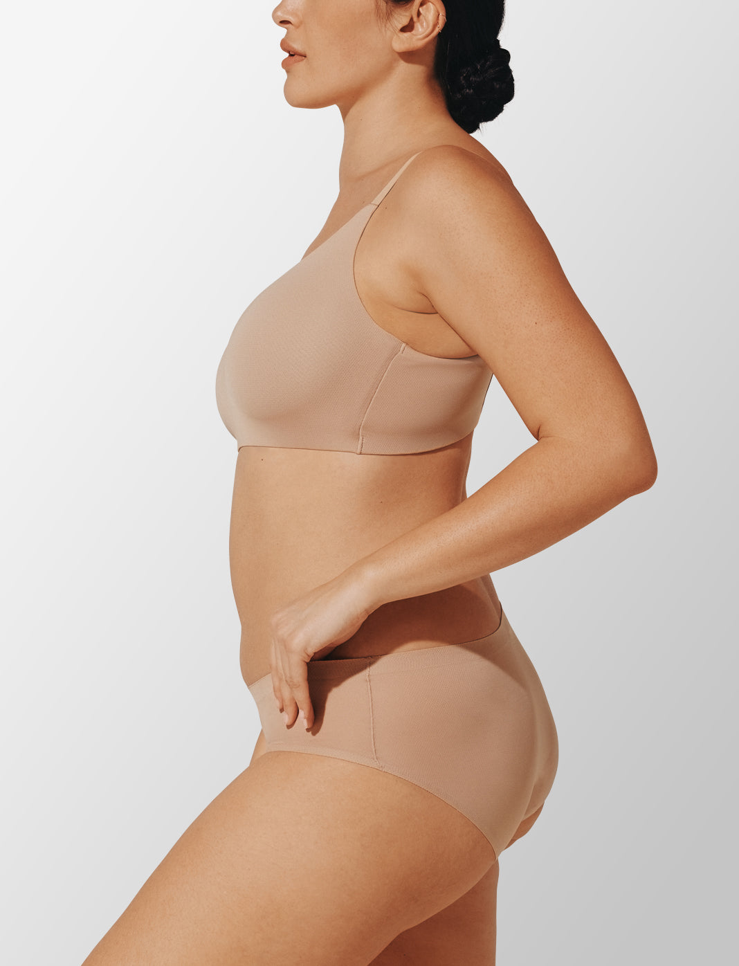 Thermoregulating TempSync™ Wireless Bra, Taupe - Thirdlove - 83% 37.5® nylon/12% spandex/5% nylon,modelH