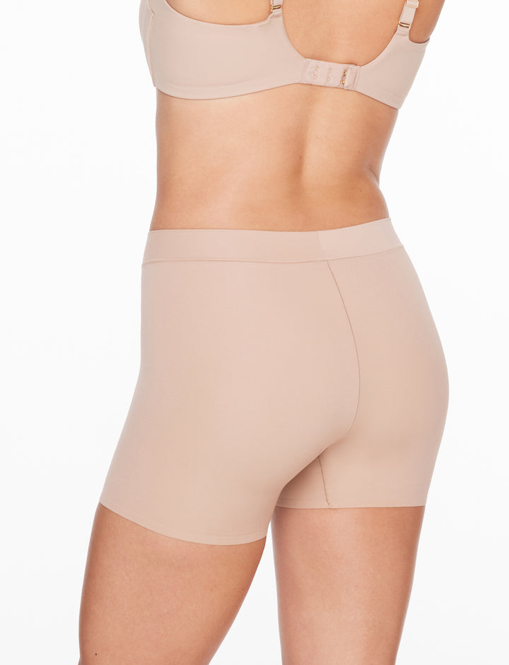 ComfortStretch Smoothing Anti-Chafe Shorts
